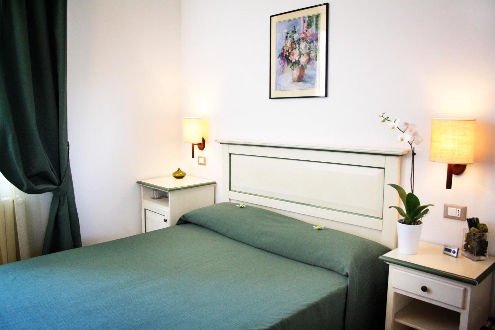 Castel Guelfo Di Bologna Alla Corte Del Picchio Room & Breakfast الغرفة الصورة