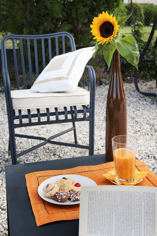 Castel Guelfo Di Bologna Alla Corte Del Picchio Room & Breakfast الغرفة الصورة